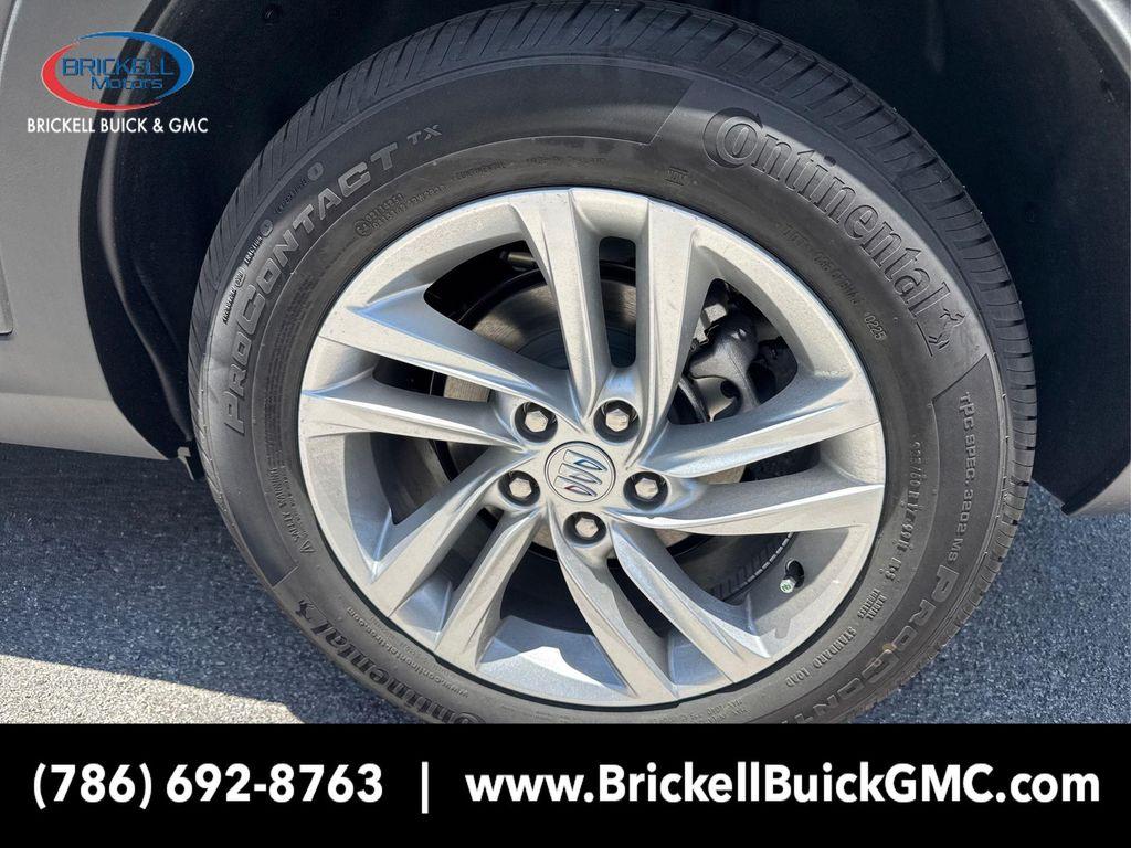 new 2025 Buick Envista car, priced at $24,552