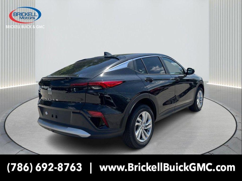 new 2025 Buick Envista car, priced at $25,666