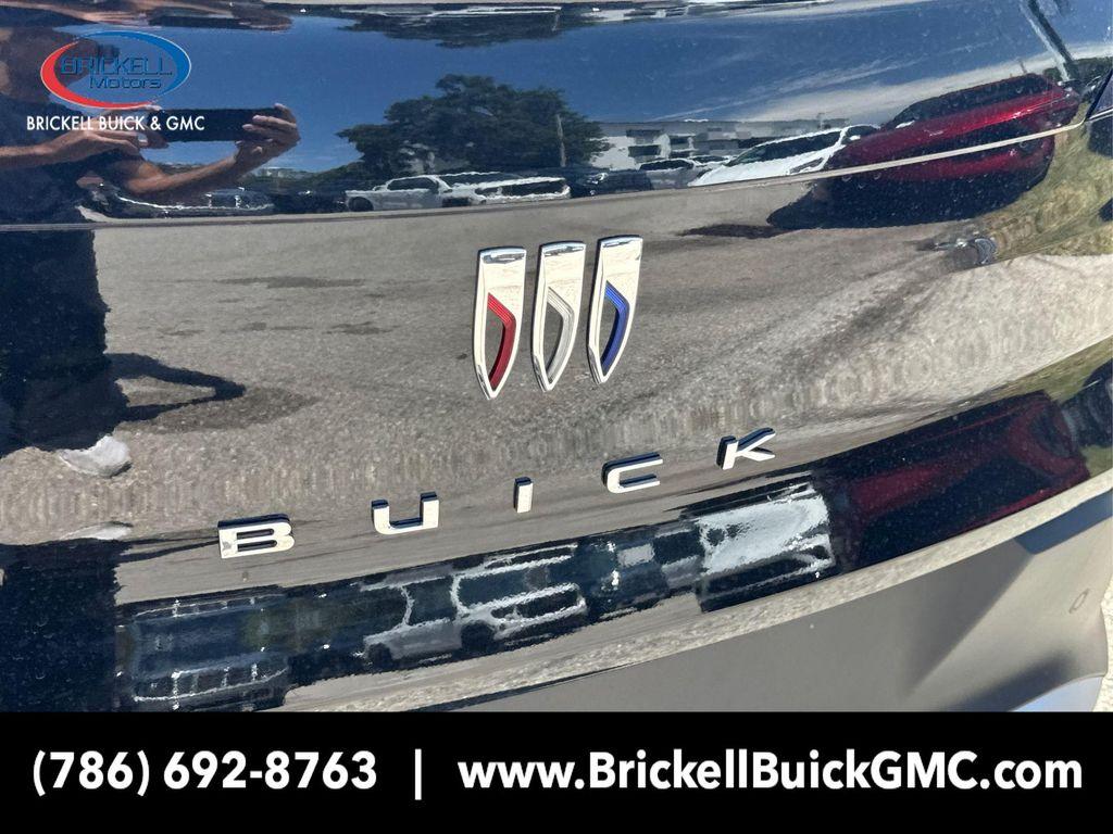 new 2025 Buick Envista car, priced at $25,666