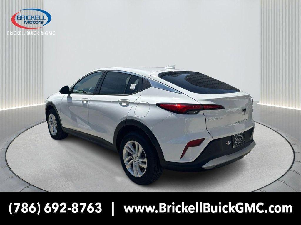 new 2025 Buick Envista car, priced at $24,107
