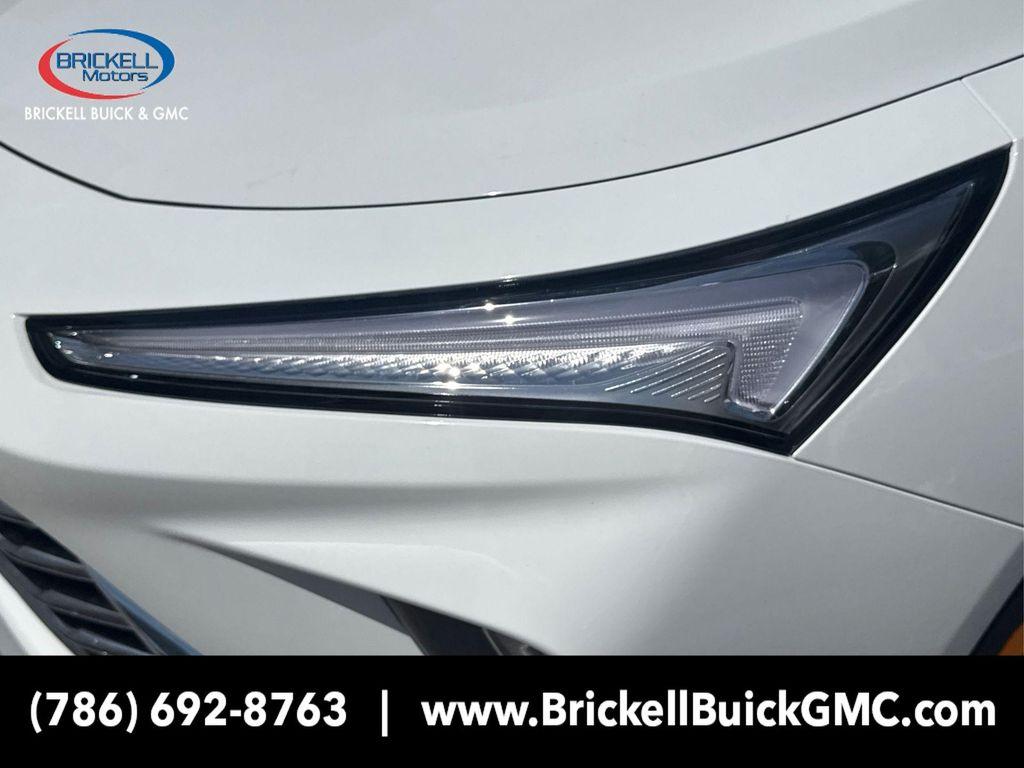 new 2025 Buick Envista car, priced at $24,107