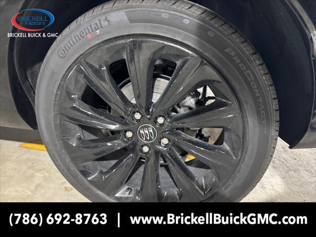new 2025 Buick Envista car, priced at $25,562