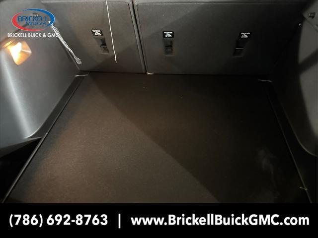 new 2025 Buick Envista car, priced at $25,562