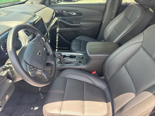 used 2023 Chevrolet Traverse car, priced at $27,400