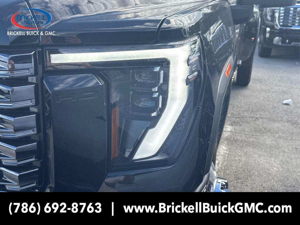 new 2026 GMC Sierra 3500 car, priced at $105,085