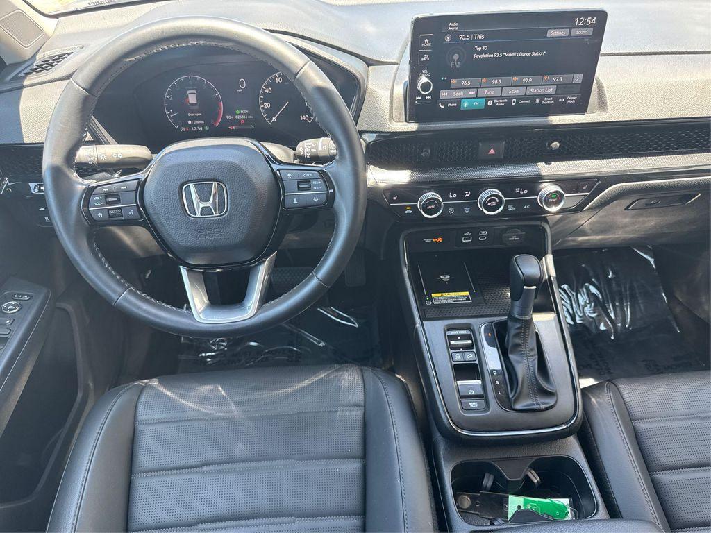 used 2025 Honda CR-V car, priced at $28,000