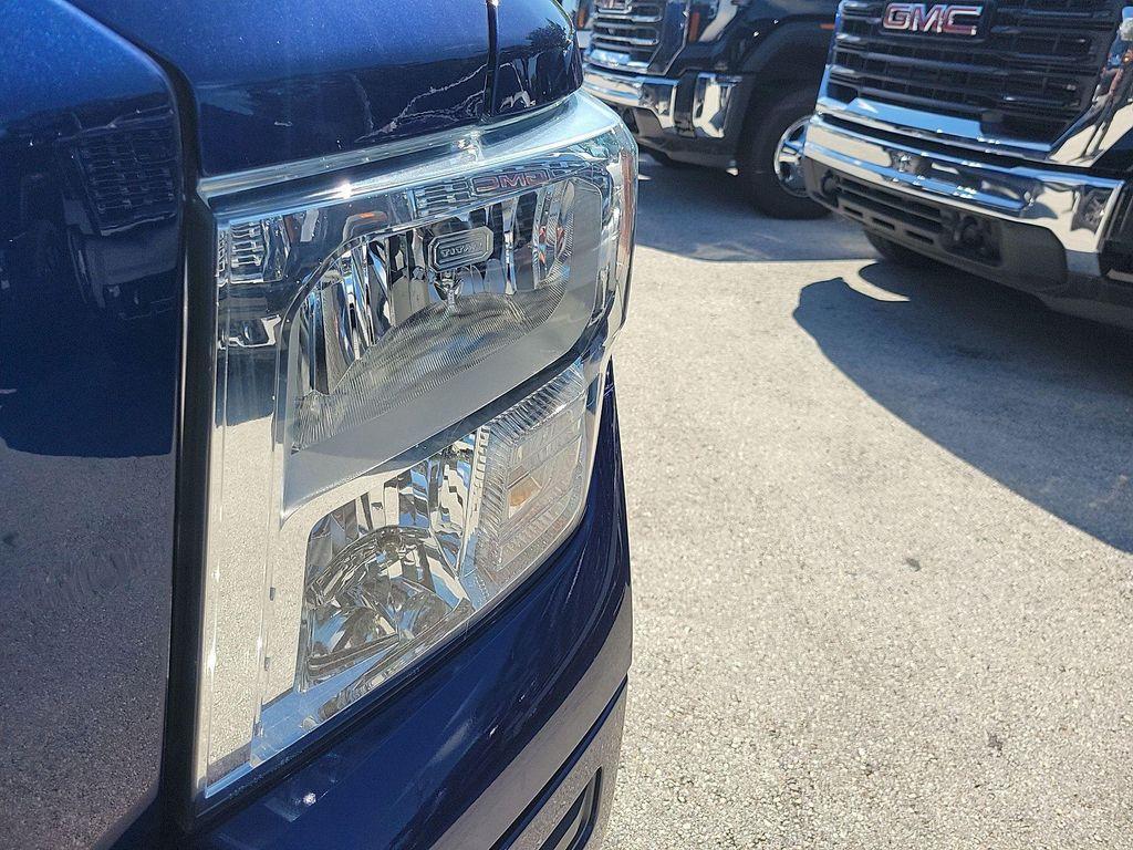 used 2021 Nissan Titan car, priced at $31,490