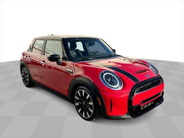 used 2022 MINI Hardtop car, priced at $22,700