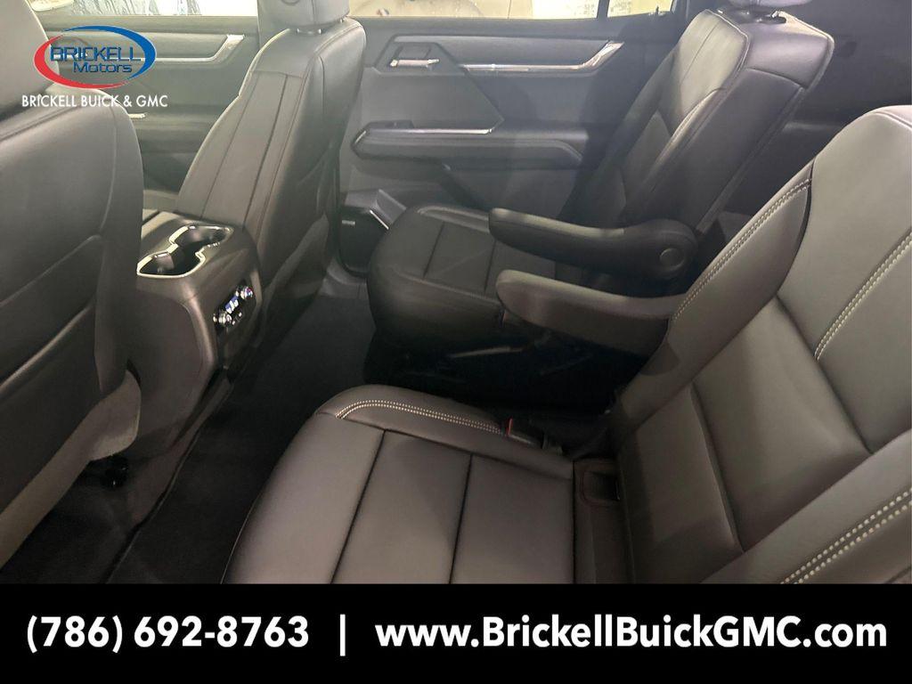 new 2025 GMC Acadia car