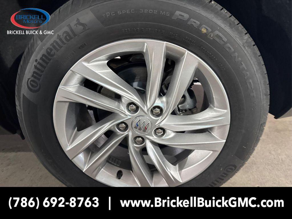new 2025 Buick Envista car, priced at $22,426