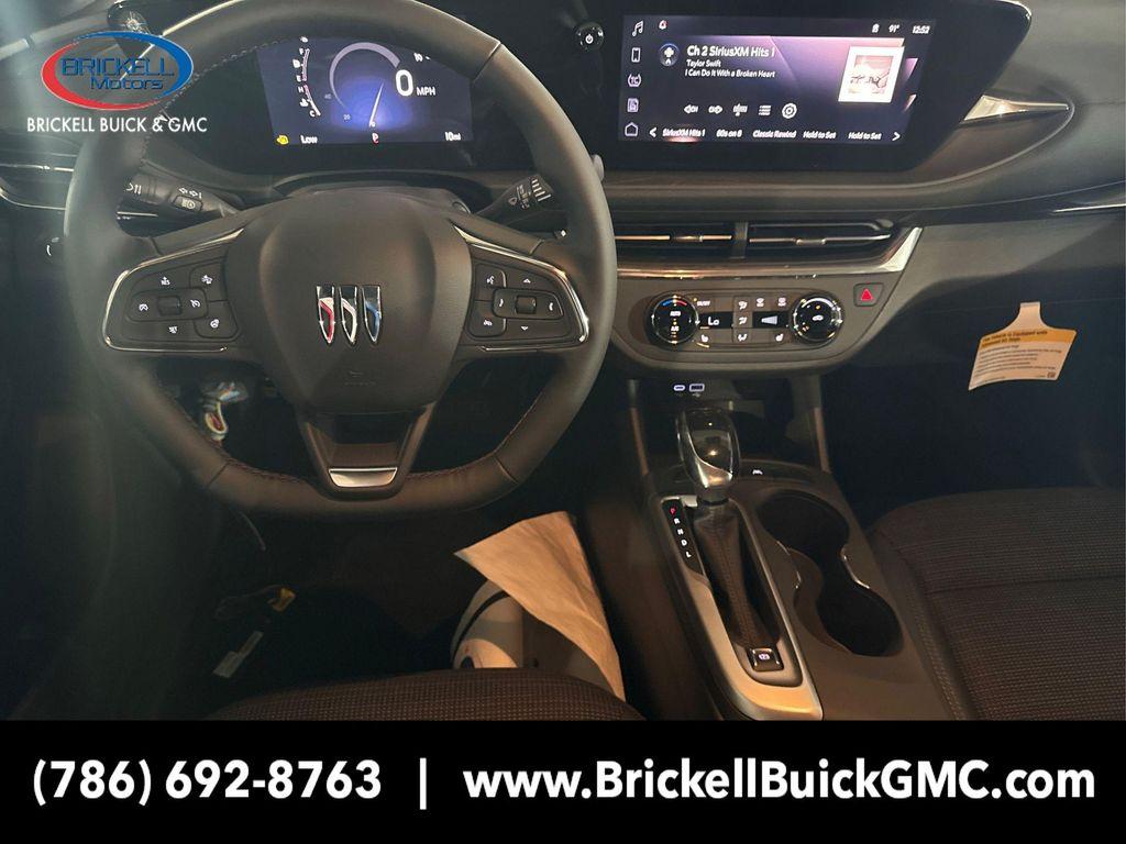 new 2025 Buick Envista car, priced at $22,426