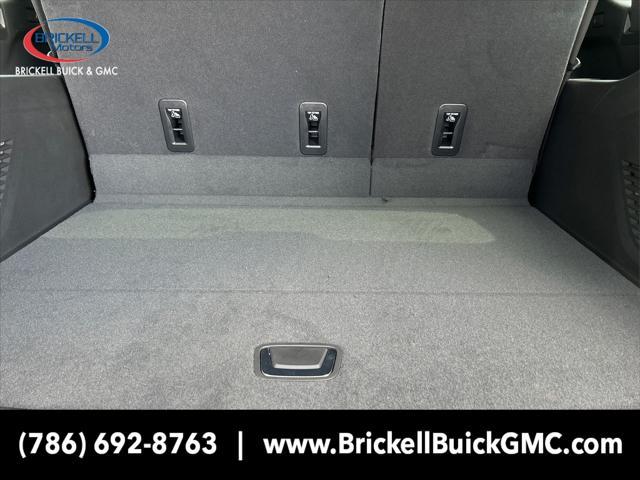 new 2025 GMC Yukon XL car, priced at $113,885