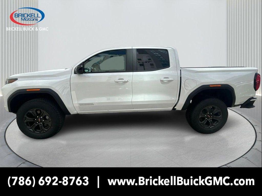 new 2025 GMC Canyon car, priced at $40,095