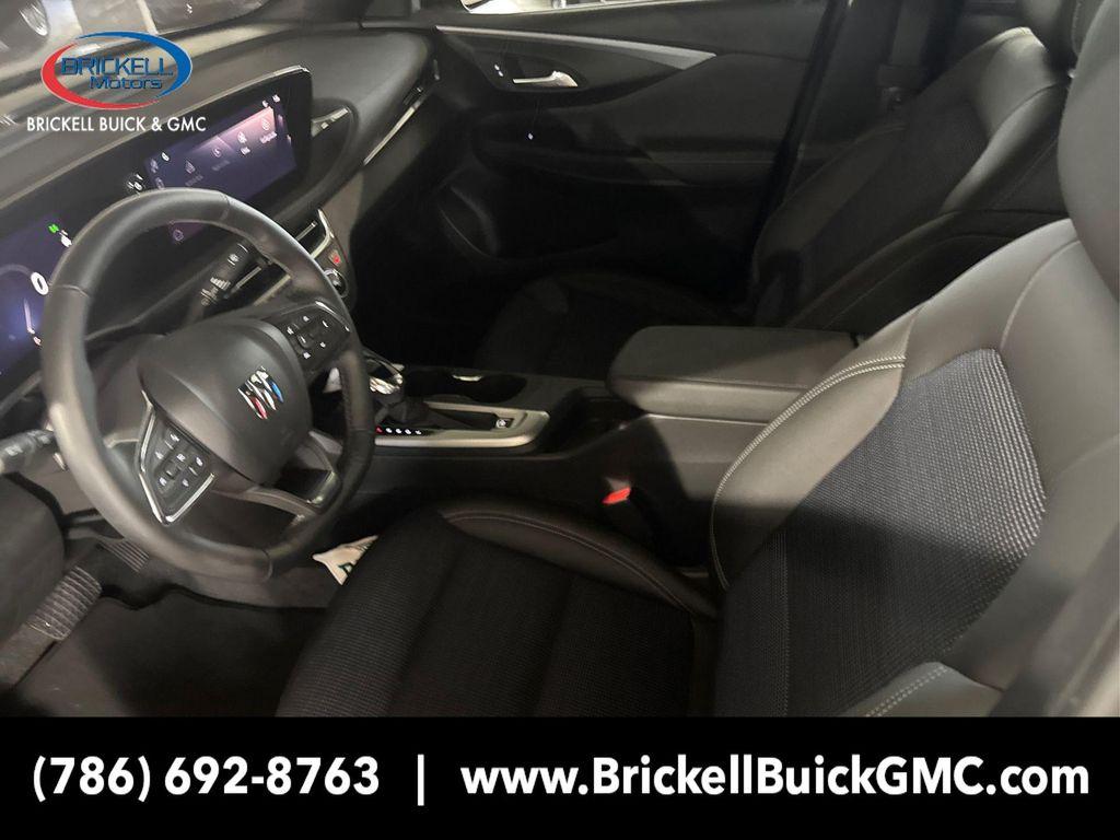 new 2025 Buick Envista car, priced at $24,552