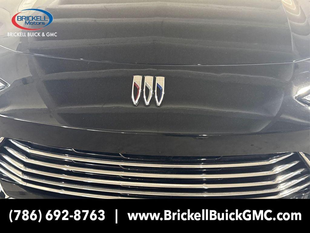 new 2025 Buick Envista car, priced at $24,552