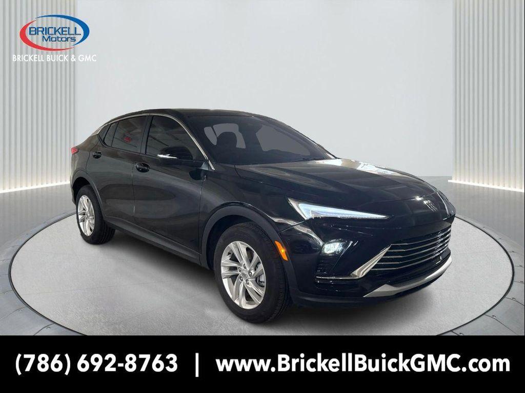 new 2025 Buick Envista car, priced at $24,552