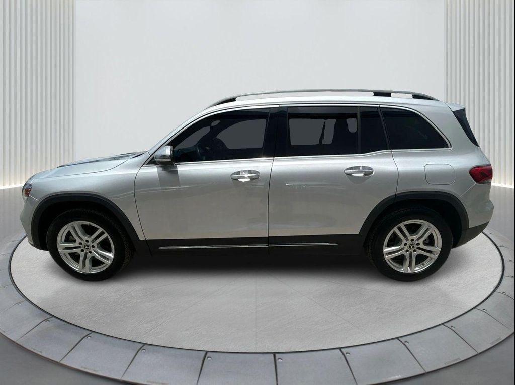 used 2021 Mercedes-Benz GLB 250 car, priced at $22,900
