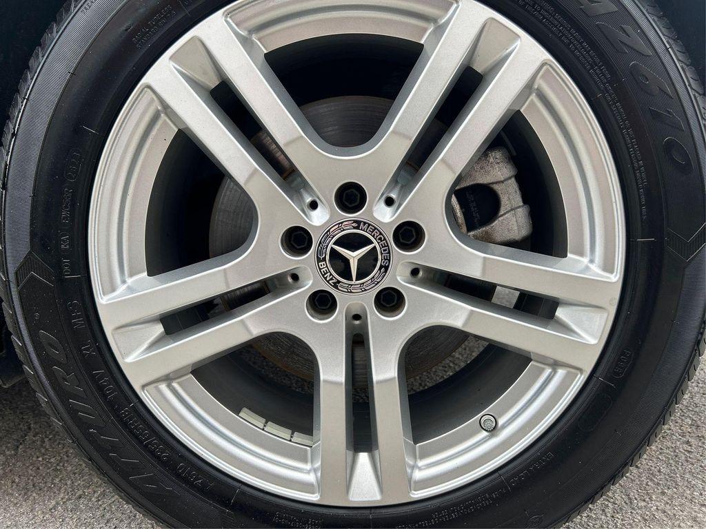 used 2021 Mercedes-Benz GLB 250 car, priced at $22,900