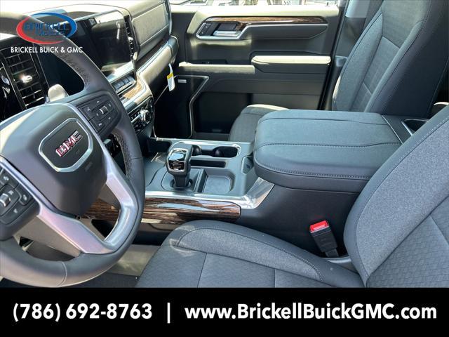 new 2025 GMC Sierra 1500 car, priced at $52,285