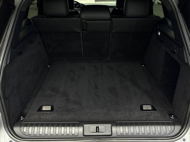 used 2016 Land Rover Range Rover Sport car, priced at $15,950