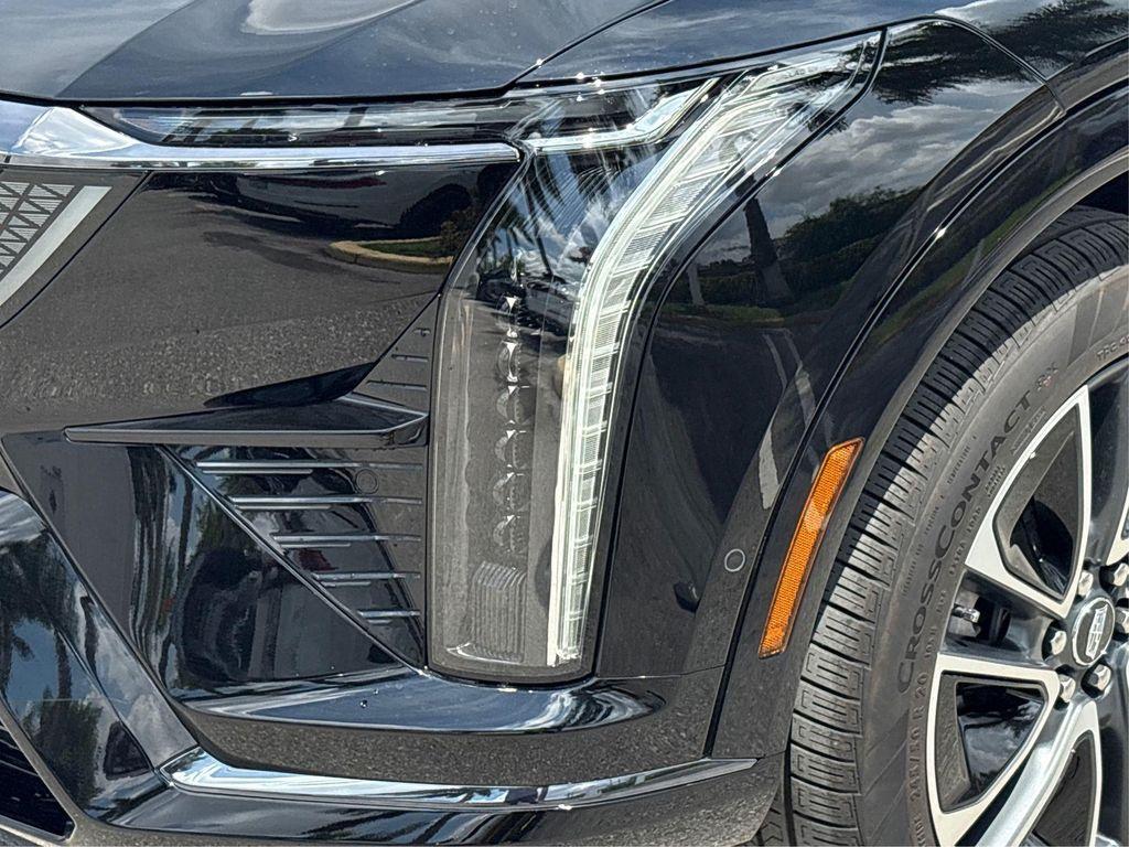 new 2025 Cadillac OPTIQ car, priced at $54,990