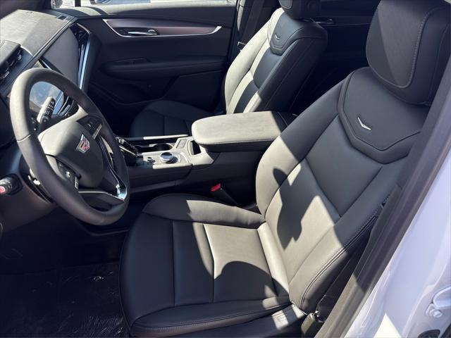 new 2025 Cadillac XT6 car, priced at $49,915