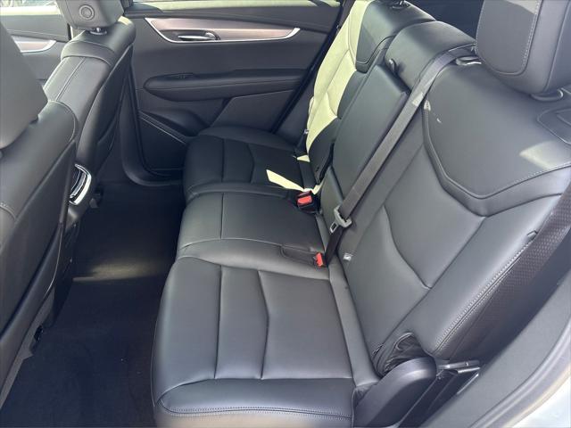 new 2025 Cadillac XT6 car, priced at $49,915