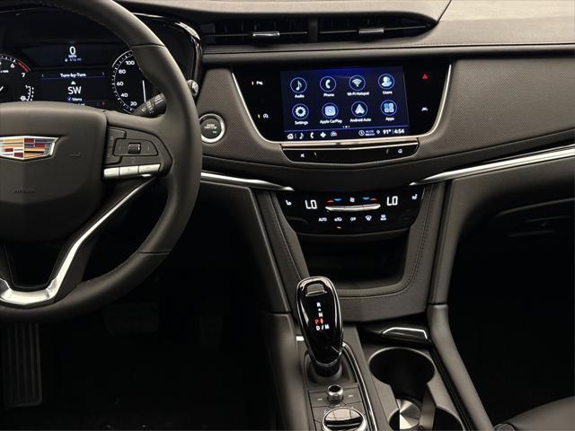 new 2025 Cadillac XT6 car, priced at $49,915