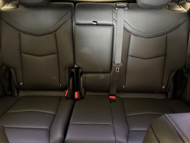new 2025 Cadillac XT5 car, priced at $44,190