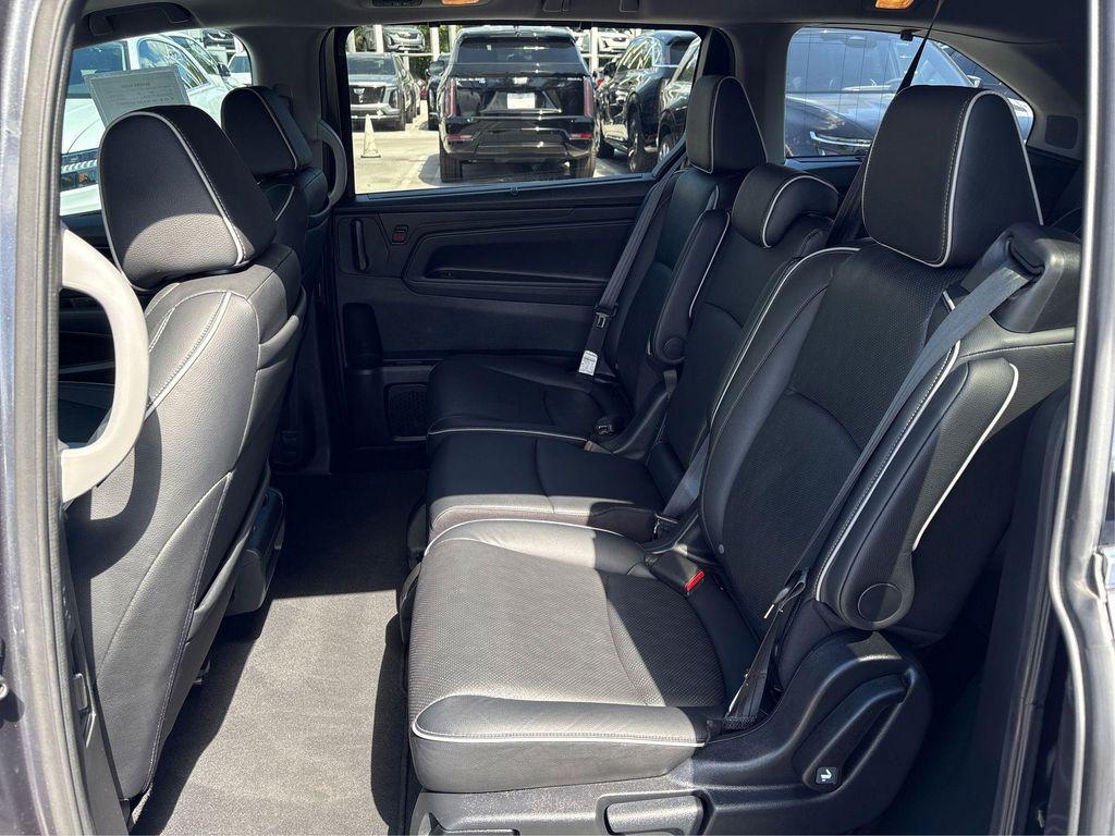 used 2023 Honda Odyssey car, priced at $39,522