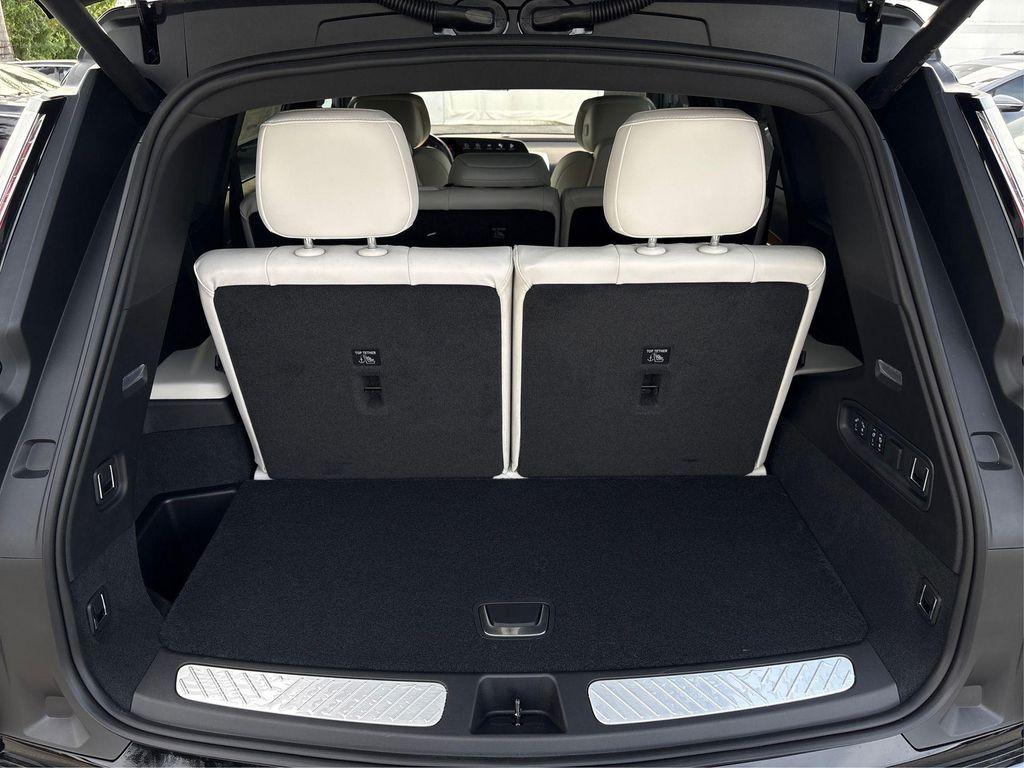 new 2026 Cadillac VISTIQ car, priced at $81,415