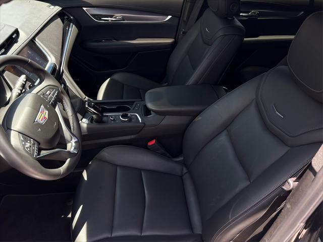 used 2024 Cadillac XT6 car, priced at $39,500