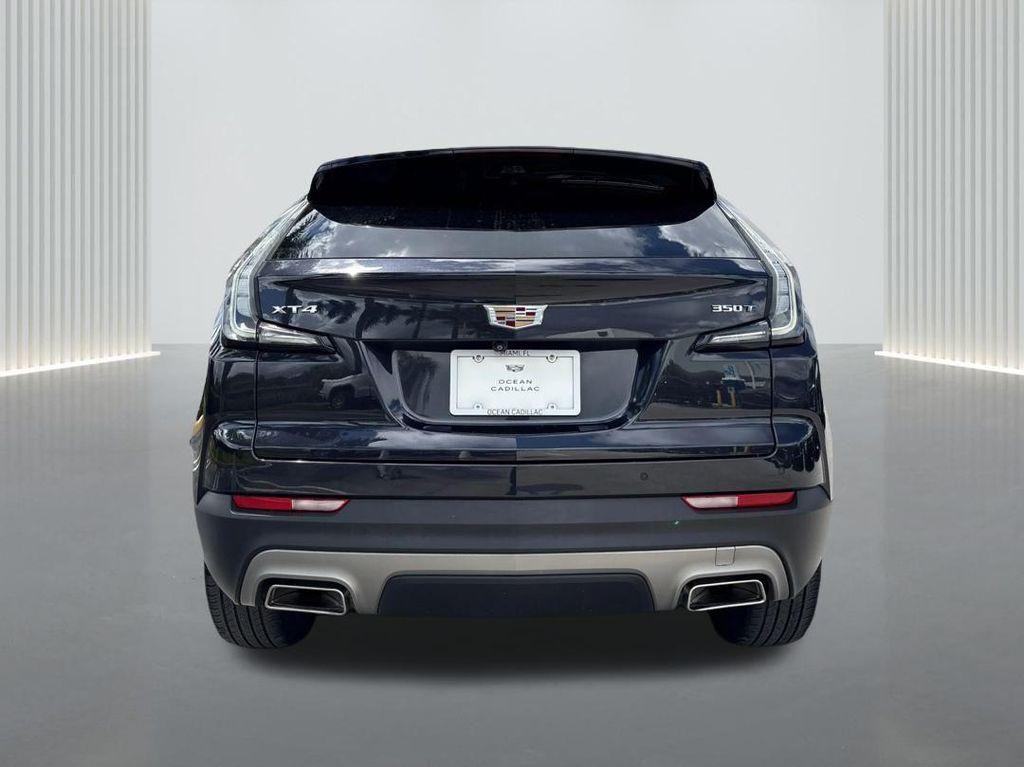 used 2022 Cadillac XT4 car, priced at $26,677