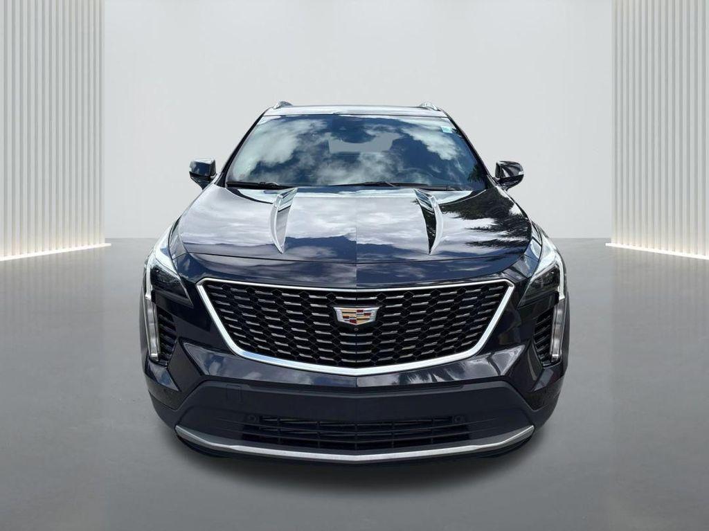 used 2022 Cadillac XT4 car, priced at $26,677