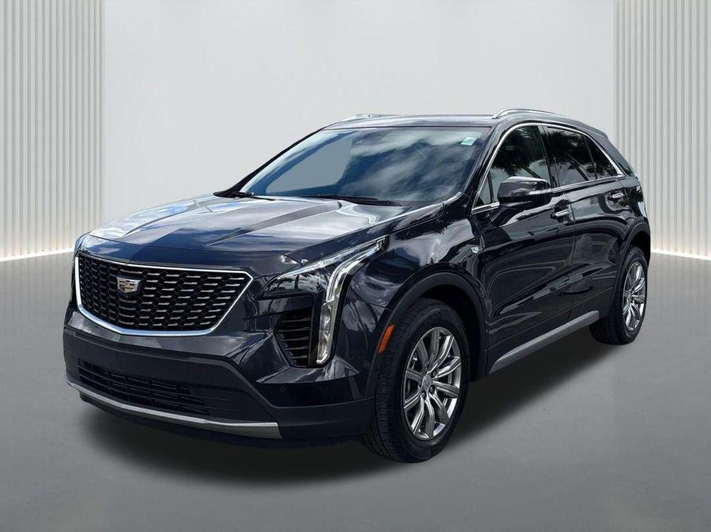 used 2022 Cadillac XT4 car, priced at $26,677