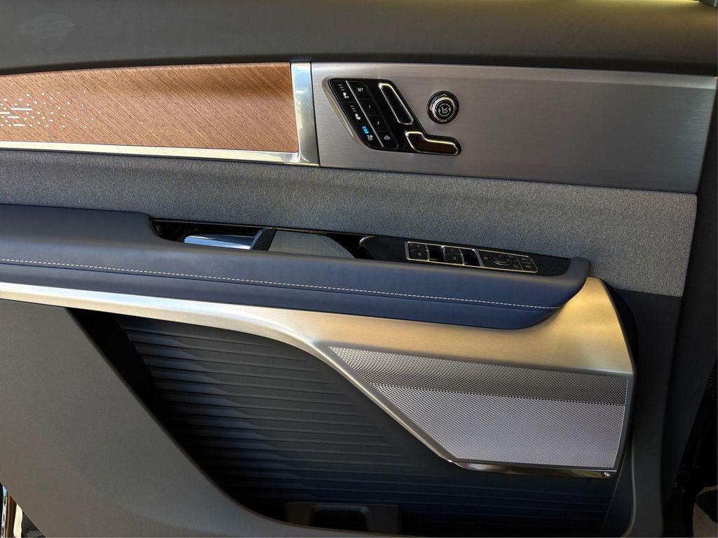 new 2026 Cadillac VISTIQ car, priced at $90,215