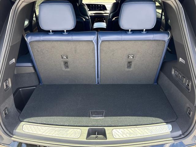 new 2026 Cadillac VISTIQ car, priced at $94,215