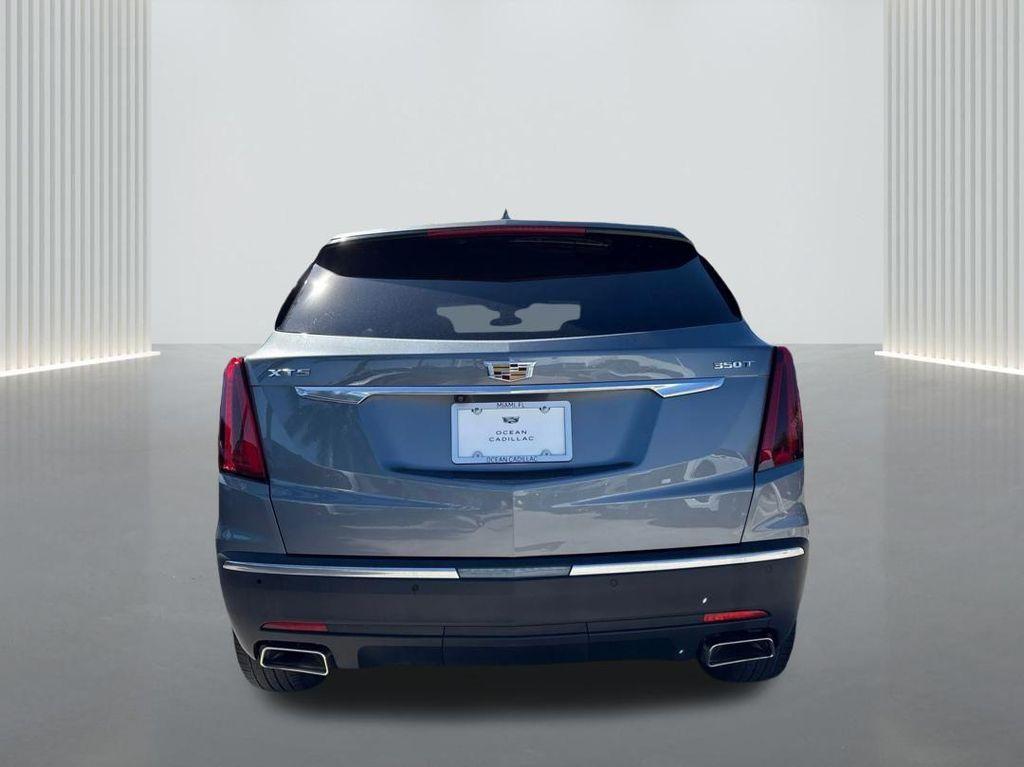 used 2020 Cadillac XT5 car, priced at $22,820