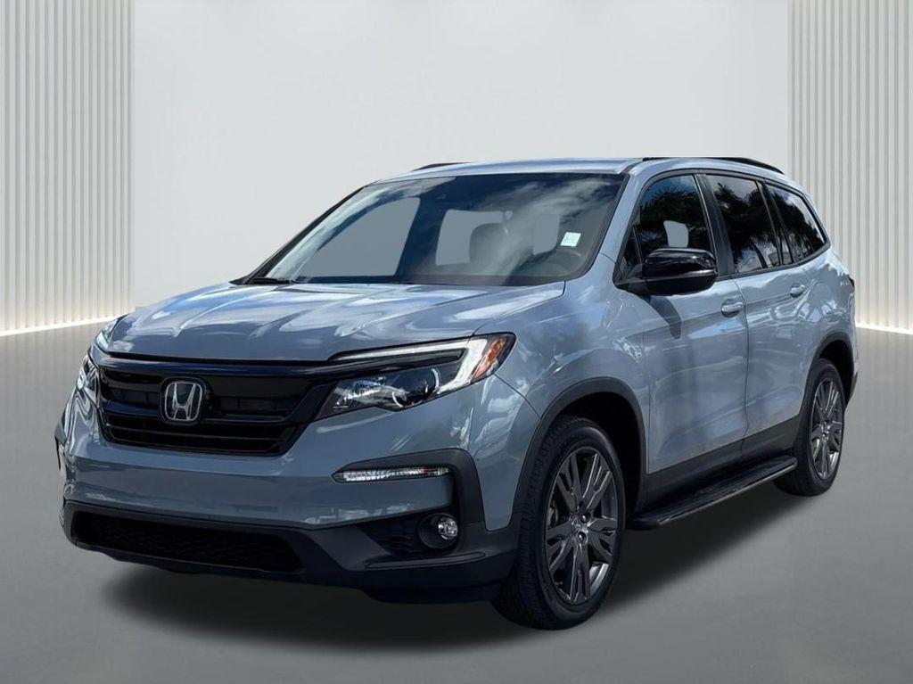 used 2022 Honda Pilot car, priced at $25,990