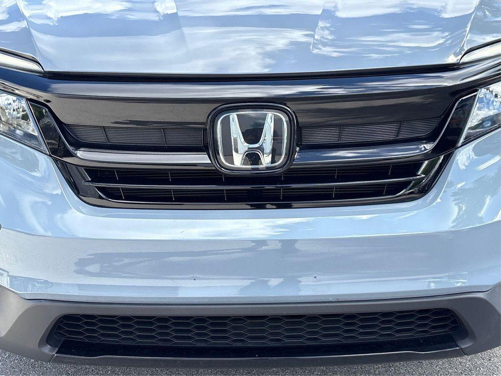 used 2022 Honda Pilot car, priced at $25,990