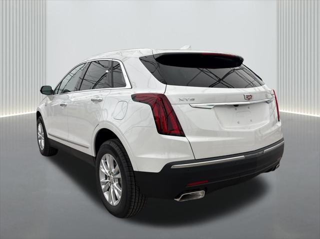 new 2025 Cadillac XT5 car, priced at $45,415