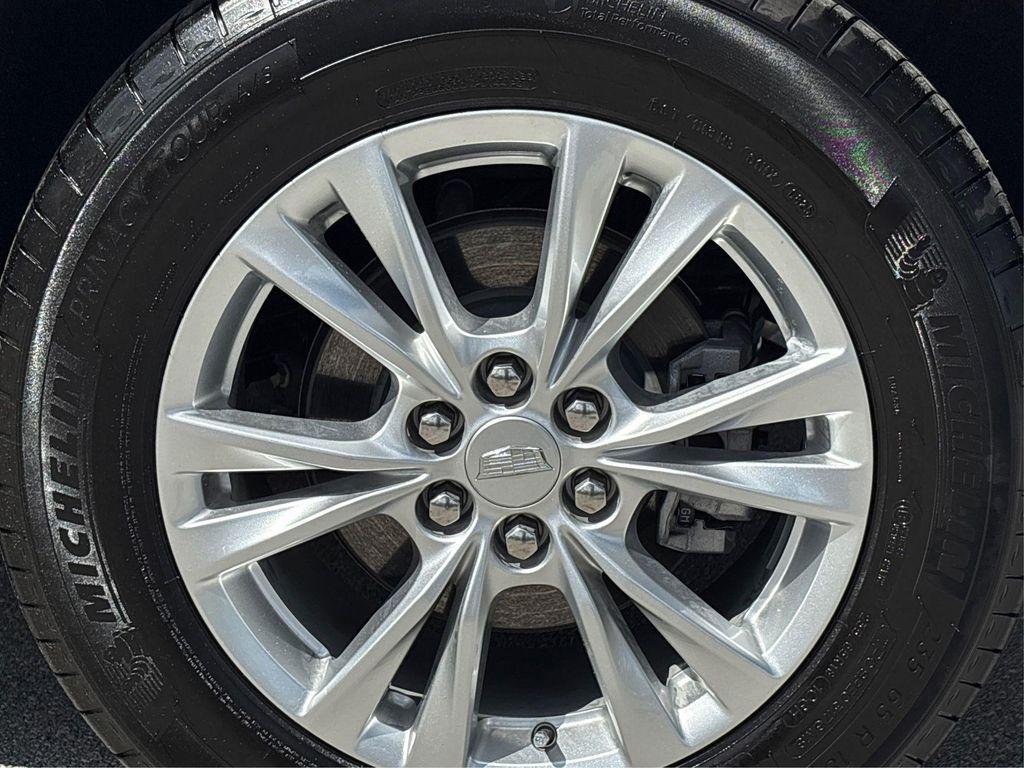 new 2025 Cadillac XT6 car, priced at $44,995