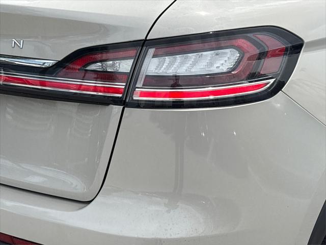 used 2022 Lincoln Nautilus car, priced at $27,590