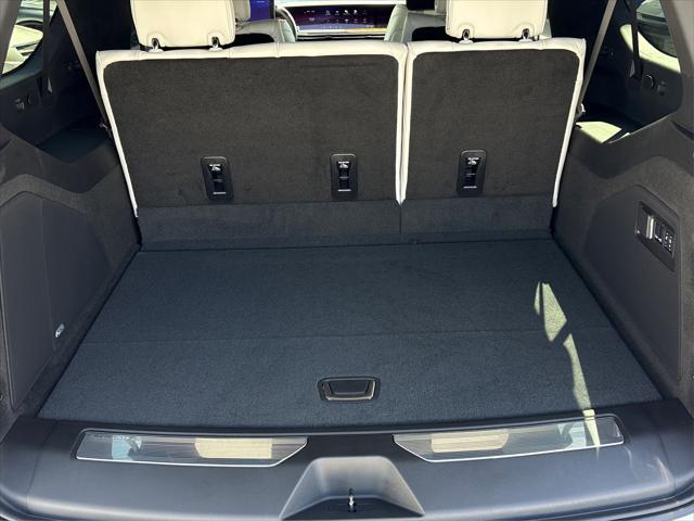 new 2025 Cadillac Escalade ESV car, priced at $127,640