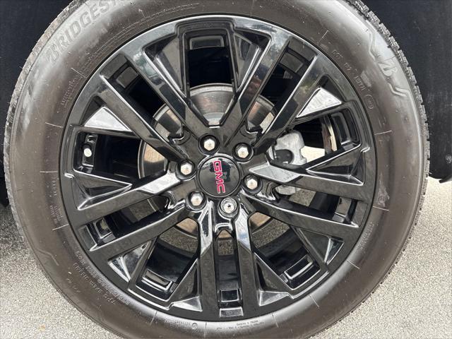 used 2024 GMC Yukon car, priced at $65,000