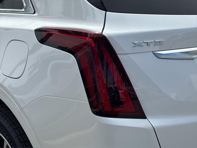 new 2025 Cadillac XT5 car, priced at $51,815
