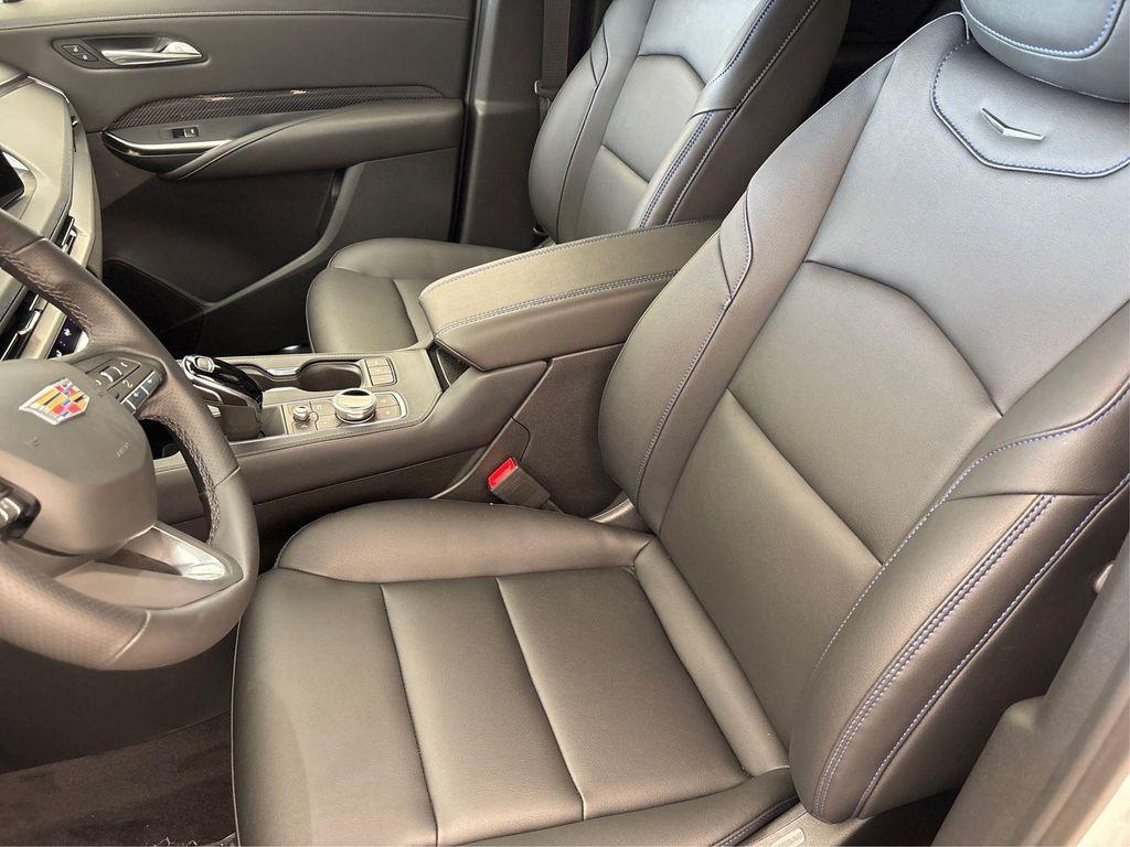 new 2025 Cadillac XT4 car, priced at $44,015