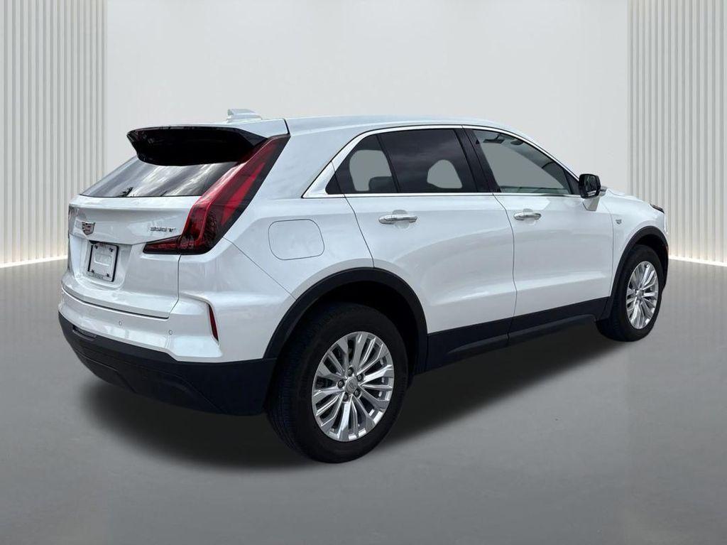 used 2024 Cadillac XT4 car, priced at $33,990
