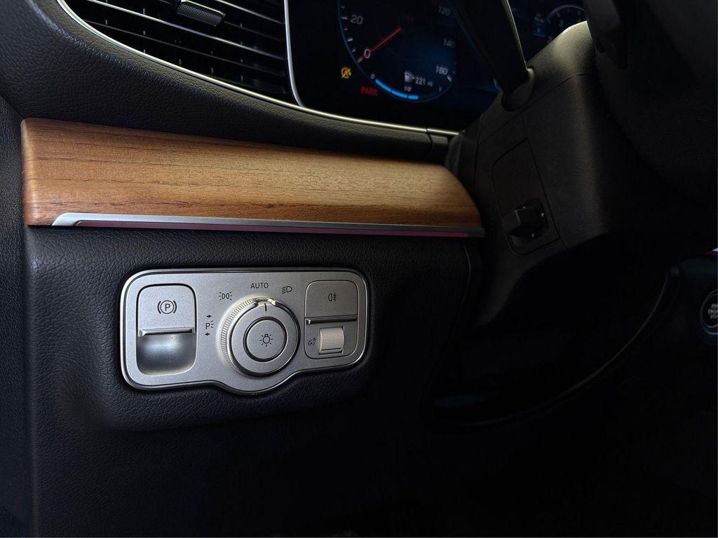 used 2023 Mercedes-Benz GLE 350 car, priced at $47,999