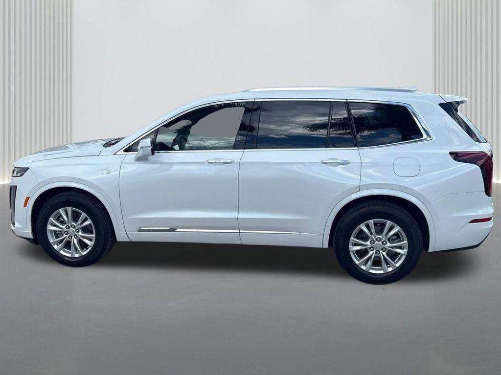 new 2025 Cadillac XT6 car, priced at $46,995